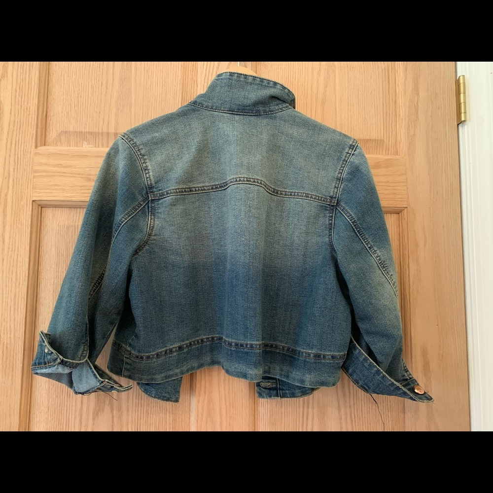 Ladies Cropped Denim Jacket